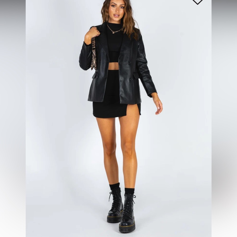 ELLEN FAUX LEATHER BLAZER Princess Polly